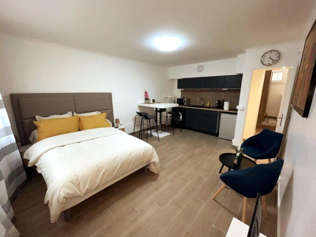 Sejour A Melun Appart'Hotel De La Mediatheque Экстерьер фото